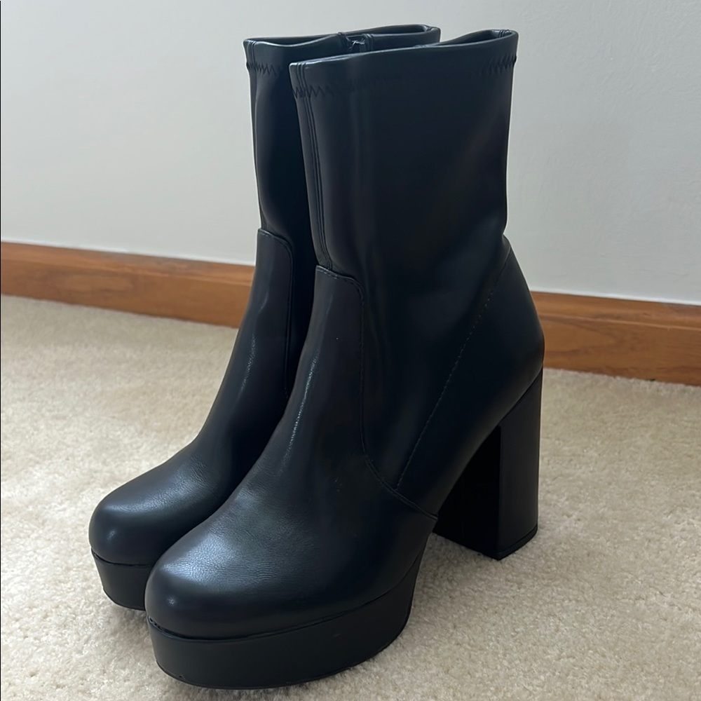 Madden Girl Black Chunky Heeled Boots with Platform